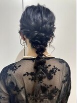 コトナ(kotona)&nbsp;【編み下ろしヘアアレンジ】お呼ばれヘアパーティーヘアシニヨン