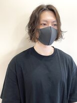 レーヴス(REVES)&nbsp;スパイラルパーマメンズボブ　ツーブロ刈り上げ