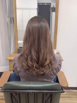 アーリィ 天神大名店(ARLY) 32mmコテ巻き風パーマ