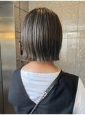 ぱつっとショートボブ アッシュグレージュ
