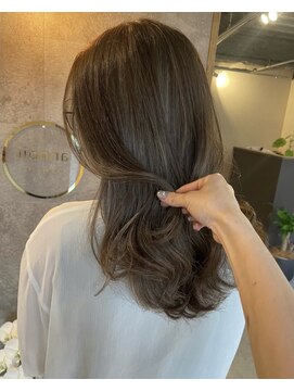 アノイ ポム(annoii_pom) オリーブベージュ