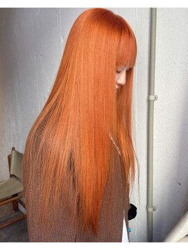 エイト 福岡天神店(EIGHT fukuoka) オレンジカラー