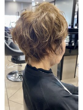 ハルキ ミナト ジャパン オオサカ(HARUKI MINATO japan OSAKA) 40代50代60代白髪マッシュショートボブ大人美人くびれ髪質改善