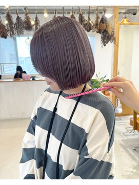 エメ 小山(Aimer) ラベンダーグレー/ブリーチ/丸みボブ/小山