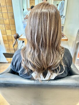 リシェールグリーン 越谷花田店(RICHAIR GREEN) デザインカラー/レイヤーカット/ウェットヘア/オリーブベージュ