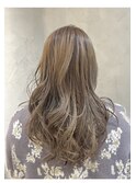 ラテベージュ