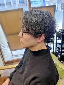 メンズ レオ 南森町店(men's LEO) センターパート×波巻きパーマ