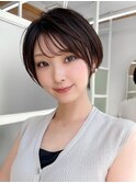 ホワイトグレージュショートボブ30代40代50代ひし形シルエット