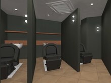 シャンプーブースも区画分けされ、ゆっくりリラックスしていただけます♪