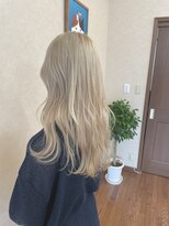 メルク(merc)&nbsp;カール/セミディ/シアーカラー/姫カット/ブリーチ