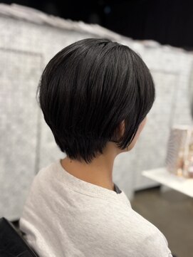 アコロン 武蔵小杉(acoron.) 【acoron.武蔵小杉】品よく引き立つ大人ショート