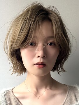 ラフ 新宿(Laff) 大人女性の柔らかレイヤーボブ