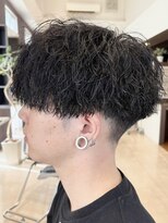 イースト(YEAST)&nbsp;無造作パーマツイストスパイラルパーマツーブロックメンズカット