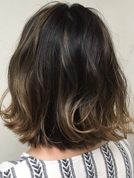 ラックスビー オオサカ  梅田茶屋町店(LUXBE OSAKA) 外国人風立体３Ｄグラデ　byAKI　【LUXBE梅田茶屋町店】