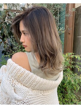 トルネード(TORNADO) 外国人風ハイライトバレイヤージュ　n11.24