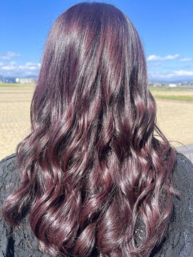 のぶえ美容室 大人気♪ベリーピンク！