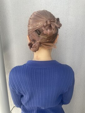 ザ オーダー(THE ORDER) 三つ編みお団子アレンジ/ヘアセット/ハイトーンカラー/名古屋