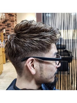 ログ(L.O.G) メンズカット+ハイライトカラー+トリートメント【那覇】