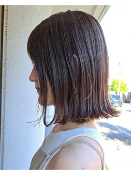 ナウアズ(now as.) 切りっぱなしボブ×透明感ベージュカラー【八木】