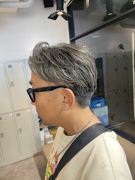 エイト 池袋店(EIGHT ikebukuro) 極細ハイライト