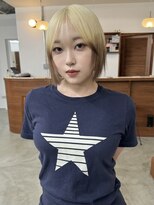 リヴ ウメダ(LIV umeda)&nbsp;ホワイトブロンド/ルーツカラー/ミニボブ/ケアブリーチ/梅田