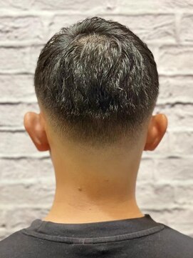 銀座マツナガ 新宿野村ビル店 フェードスタイル