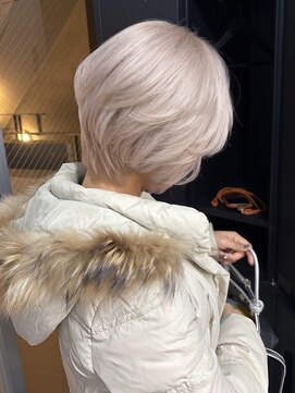 ホワイトパール/ケアブリーチ/ハイトーン