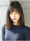 ワンカールで決まるミディアムレイヤーカット似合わせカット