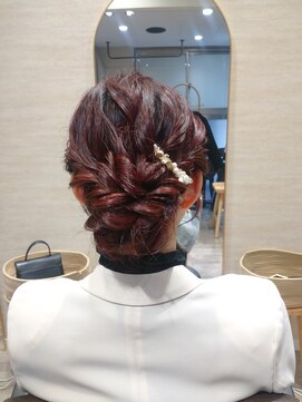 ランリ 金山 名古屋(Ranri) シニヨン