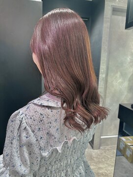 ケンジ 横浜(KENJE) ピンクベージュ/暖色カラー/ピンクカラー/巻き髪