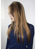 ゾーイダイミョウ(ZOEY daimyo)&nbsp;大名レイヤーカットデザインカラーブリーチカラー