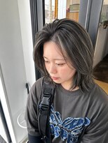 ハイク(HYKE)&nbsp;地毛ハイライト×くびれミディ