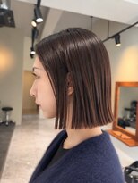 ロビンソン(HAIR ROBINSON) 大人女性の艶髪切りっぱなしボブ