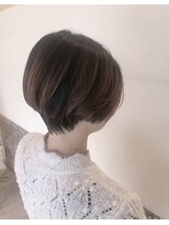 ヘアメイク シュシュ(Hair make chou chou) アッシュブラウン外はねボブネオウルフ20代30代