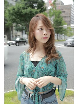 サイン ヘア イノベーション(sign HAIR INNOVATION) ベージュ