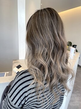 フェーディン(fa/din) 白髪ぼかしハイライトバレイヤージュ