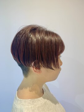 ブロッサム 若葉店(Blossom) 刈り上げショート