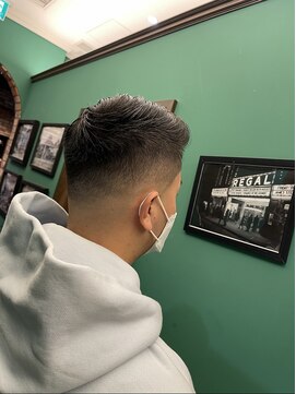 ヒロギンザバーバーショップ 丸の内店(HIRO GINZA BARBER SHOP) ミドルフェード