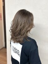 ヴィフ 大船(VIF)&nbsp;レイヤーカットくびれヘアカット白髪ぼかし脱白髪染めハイライト