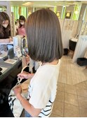 グレージュ　ボブ