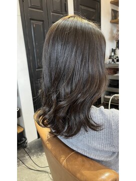 ヘアーデザイニングアリュール(Hair Desining ALLUЯE) ダークグレー