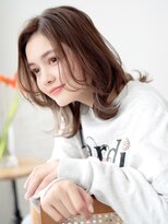 ヒマル 学芸大学(Himaru)&nbsp;レイヤーロブ/レイヤーカット/グレーベージュ/ミディアム