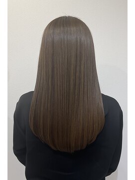 クク(coucou) 髪質改善ストレート&透明感カラー