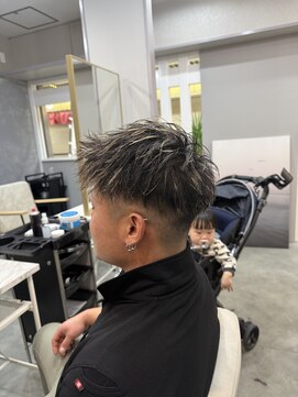 ウェーブ(WAVE) アップバングショート