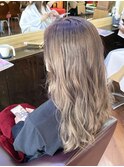透け感ベージュ