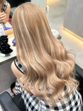 ラピス 福岡天神店(Lapis) ホワイトベージュミルクティーブラウン