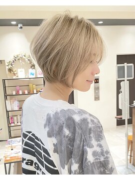 バンプ ギンザ(BUMP GINZA) 30代40代50代大人ショート髪型丸顔前髪なし似合わせ 安