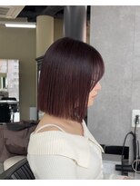 エスキス(ESQUISSE) 切りっぱなしボブ×ピンク