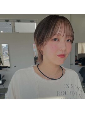 ノーティ(nouty) ブリーチデザインカラーを施したレイヤーショートスタイル