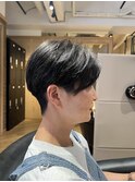 ブルーブラックの刈り上げショート　archive垂水 